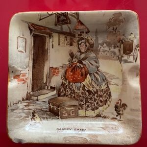 Sairey Gamp ashtray